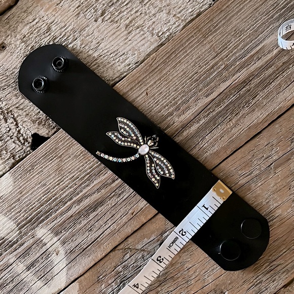 Handmade Black Leather Bracelet with Dragonfly - Picture 6 of 6